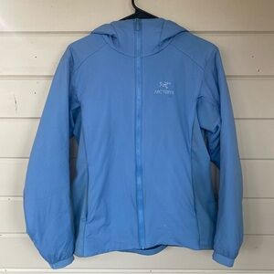 Arcteryx Atom Hoodie Women’s Size Medium Light Blue Full Zip Hooded Lightweight